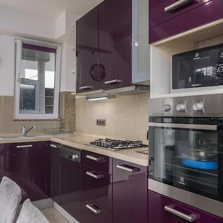 別荘 Luxurious In Arbanija With Jacuzzi